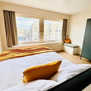 By Aimee - 20m From The & In Centre! Appartement